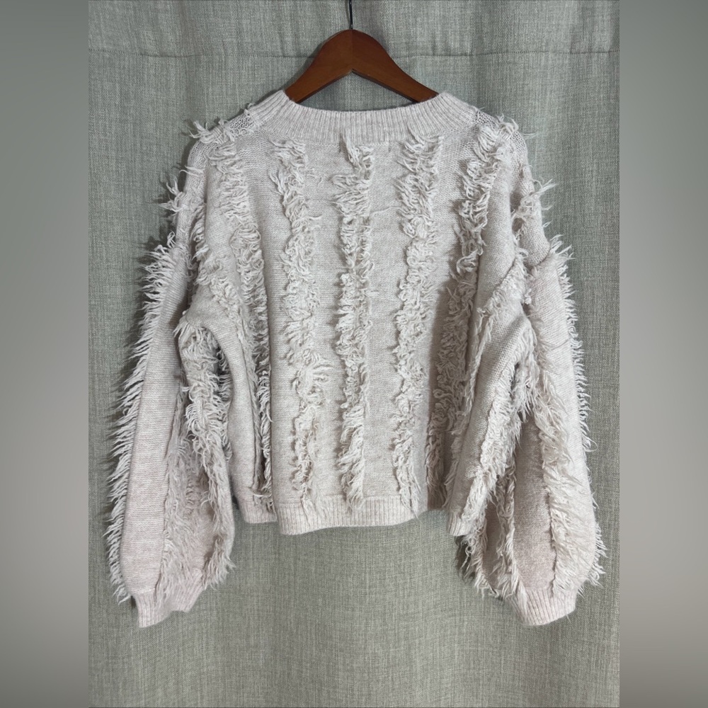 Women’s Scandi girl neutral fringe bohemian whimsical sweater pink size medium - Picture 3 of 4